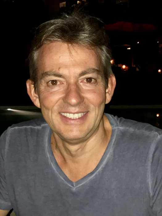 Dr Thierry Desaules 