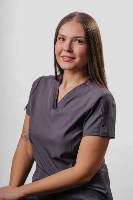 Dr Oana Ciochina, Chirurgien dentiste à Vidauban