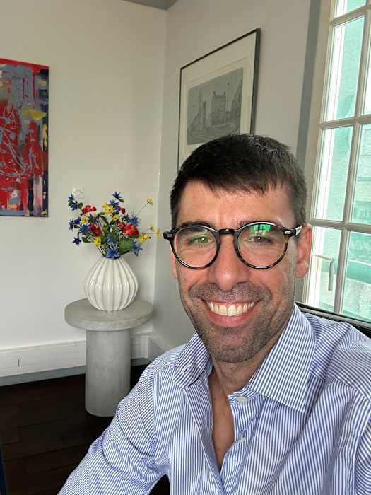 Dr Frederik Schramm, Chirurgien urologue à Saint-Denis
