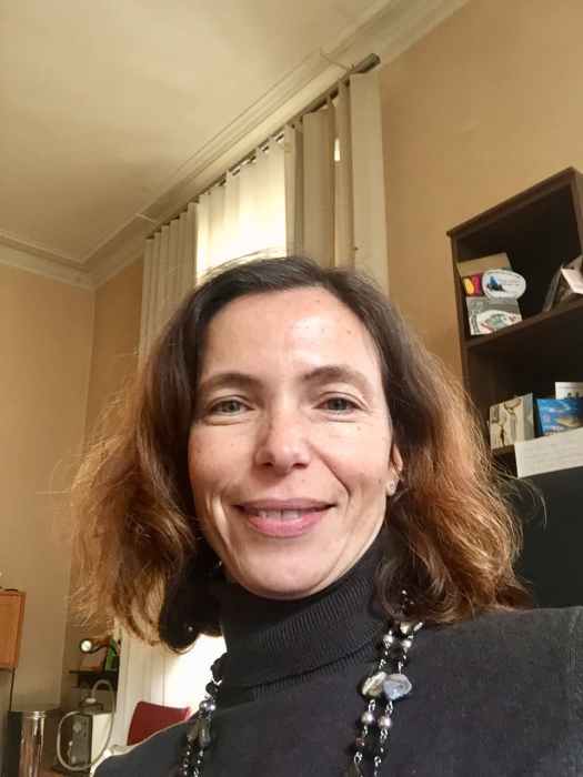 Dr Nadia LAROUSSI CHABERT