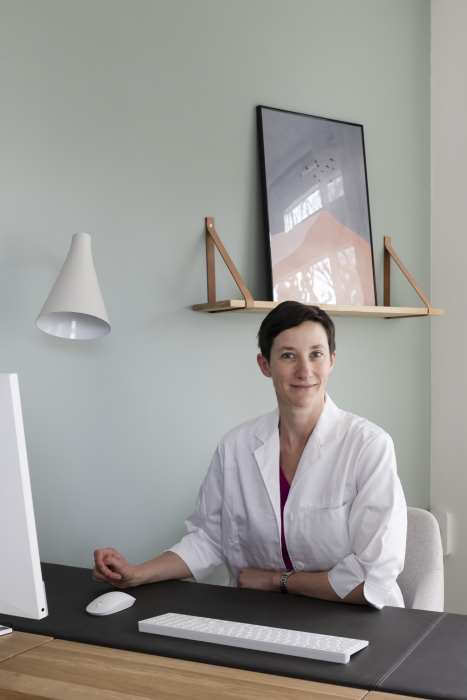 Dr Claire Gazaniol