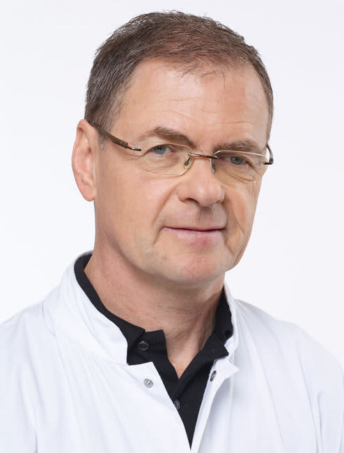 Dr JOEL MULLER