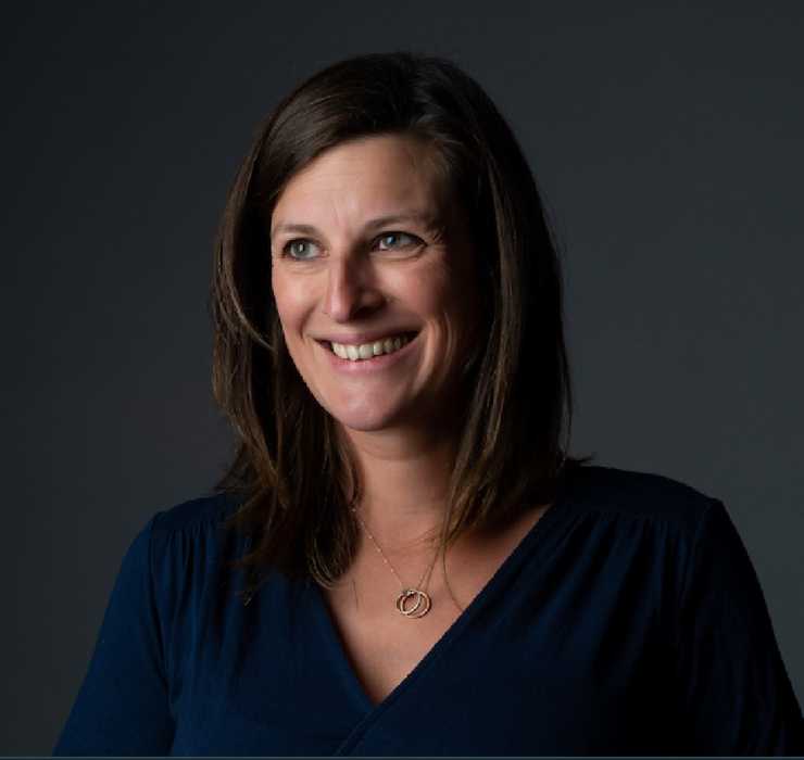 Dr Aurelie de Suremain
