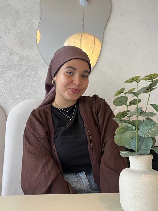 Firdaws Karoui, Psychologue à Florange