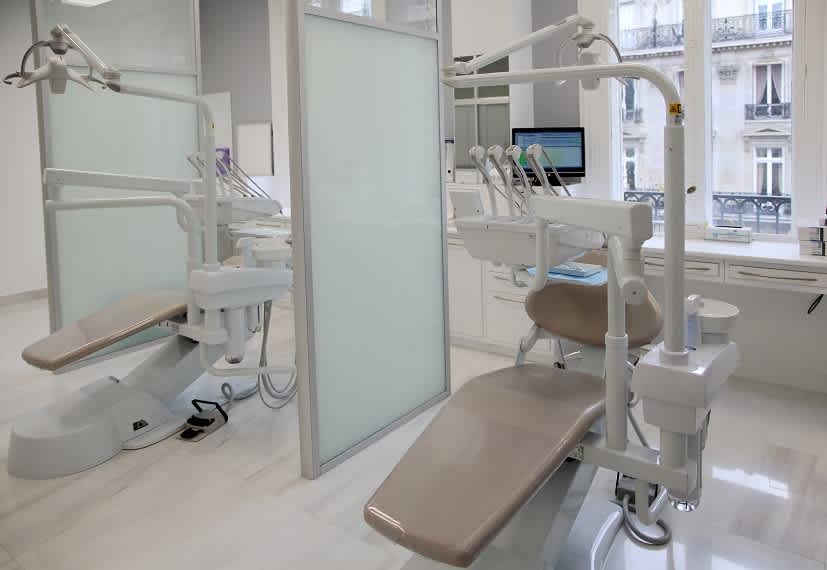 Dr Agnès KOHEN, Chirurgiendentiste à Fontainebleau, Rambouillet, Paris