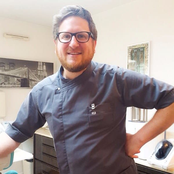 Dr Dov AMANOU