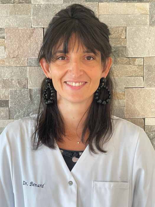 Dr Julie Bénard