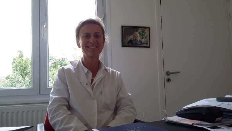 Dr Linda BARBASTE