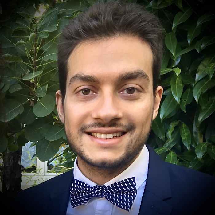 Dr Nirvan Issur