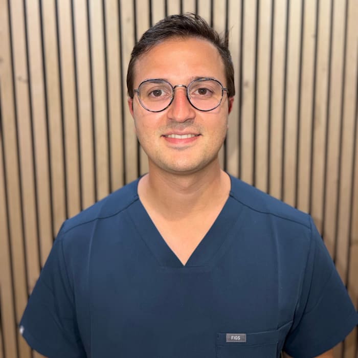 Dr Louis Perreau, Chirurgien dentiste à Fruges