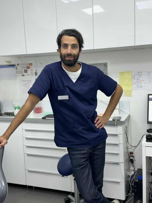 Dr Antoine Muth, Chirurgien dentiste à Villepinte