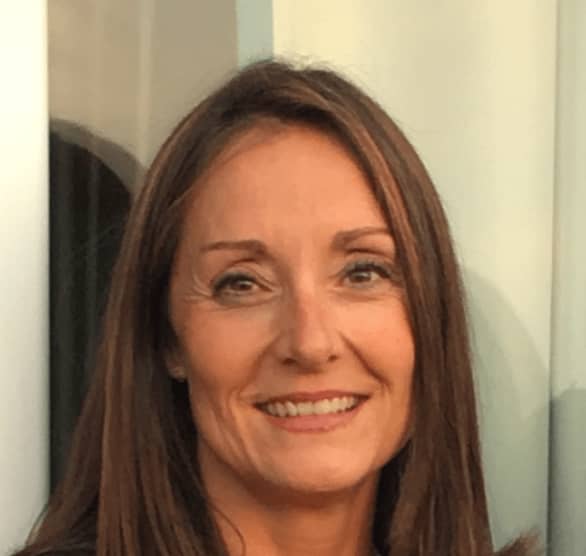 Stéphanie PASSOS