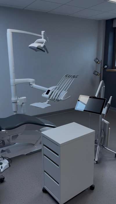 Dr Cristian Fernandez Gomez, Chirurgien dentiste à Colombey Les Deux Églises