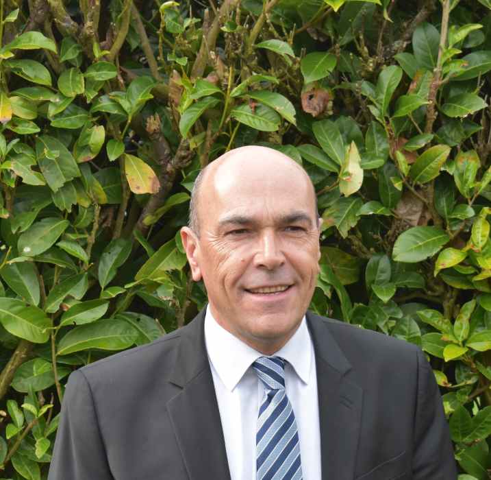 Dr Patrick Durand