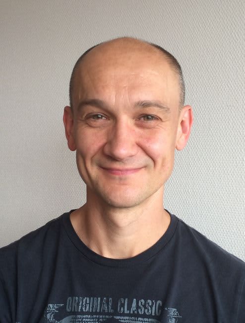 Dr Damien Godin