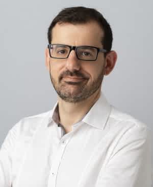 Dr Arnaud Cavailles