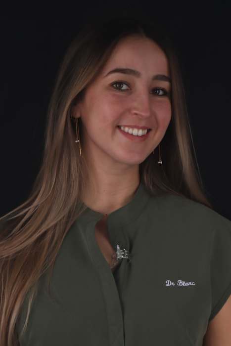 Dr Margaux Blanc, Chirurgien dentiste à Saint-Cyr-Sur-Mer