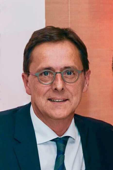 Dr Eric DUPLAY