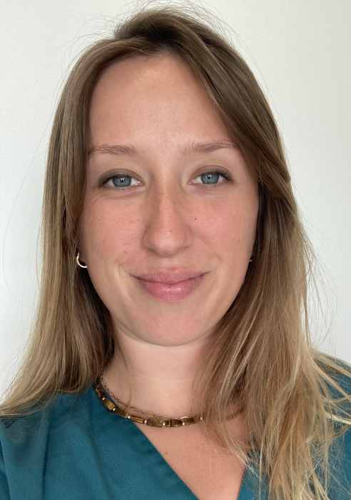 Dr Laura Thiebaut, Chirurgien dentiste à Bezannes
