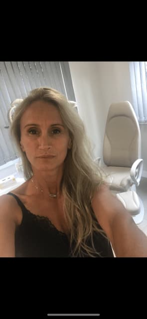 Corinne De Gueydon