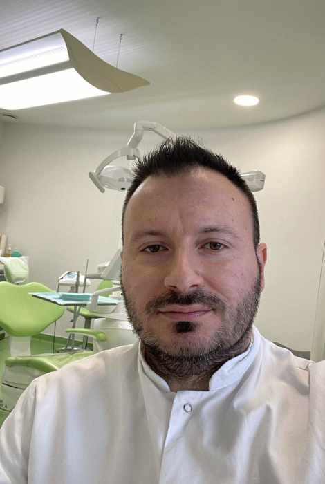 Dr Adrian PETRESCU