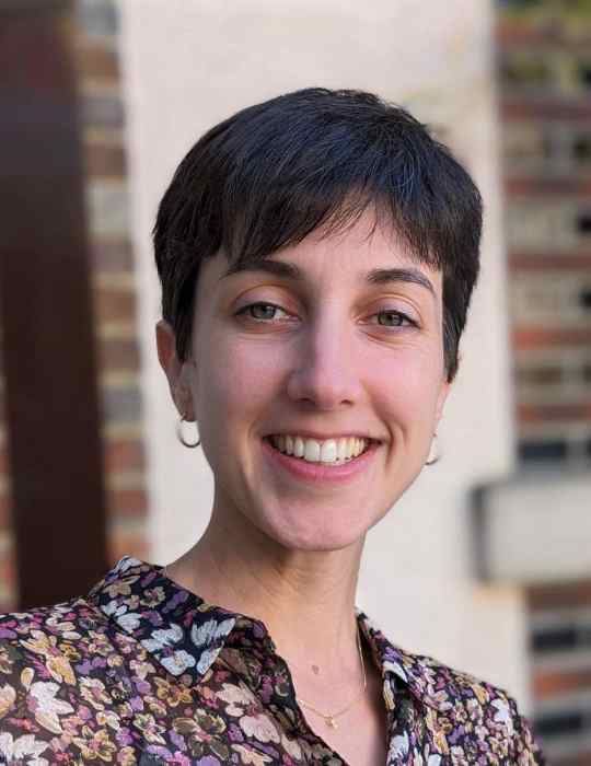 Dr Rosalie ZINS