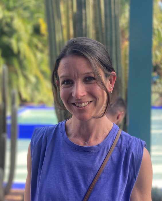 Dr Eléonore Bach D'ythurbide, Chirurgien dentiste à Parentis-En-Born