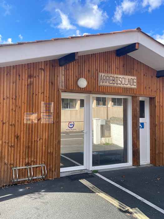 Florence Bindault, Masseur kinésithérapeute à Herm