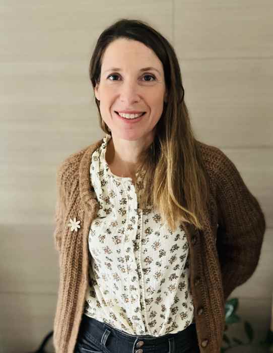 Dr Alizée Caplain Casnedi, Gynécologue obstétricien à Bluffy