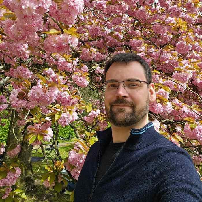 Dr Mathieu Thépaut