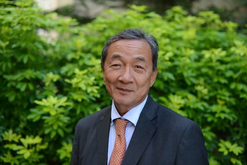 Dr Philippe Ngo