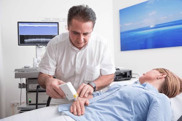 Mvz Dermatologisches Zentrum Bonn - Hautarzt Am Friedensplatz Prof. Dr. med. Uwe Reinhold, Hautarzt / Dermatologe in Bonn - Doctolib