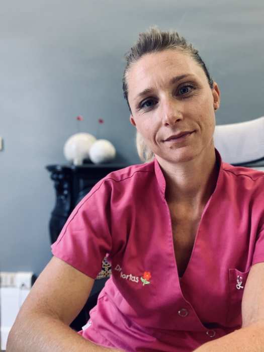 Dr Delphine Mortas 