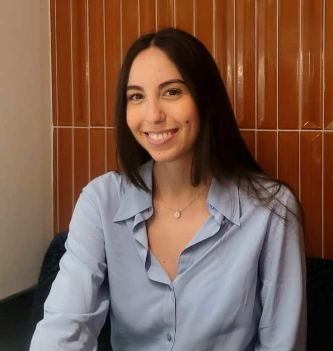Dr Maria Portabales, Chirurgien dentiste à Versailles