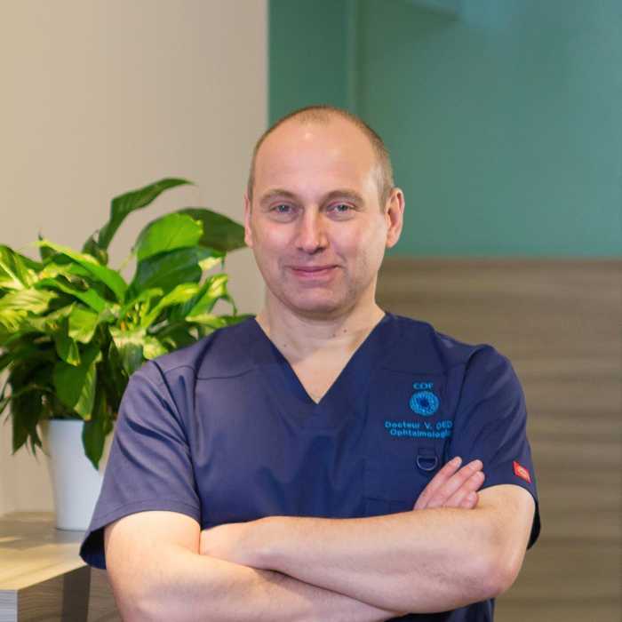 Dr Vincent DEDES