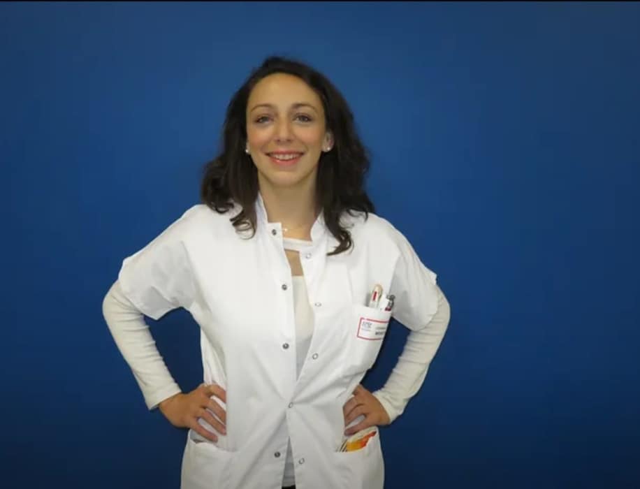 Dr JULIE LEVASSEUR
