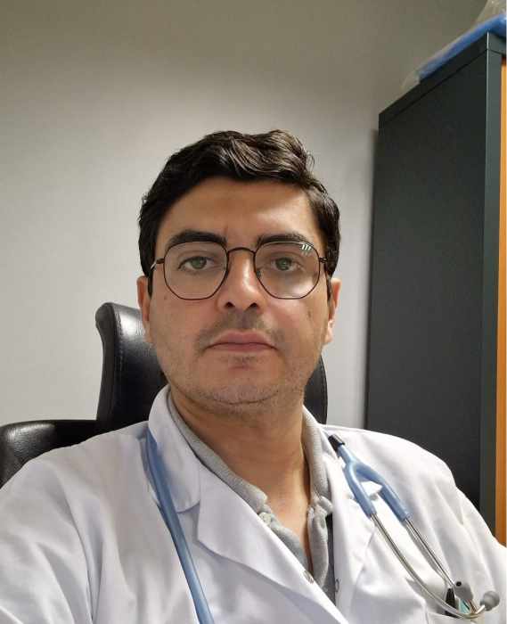 Dr Amine Boukadida, Néphrologue à Le Tampon