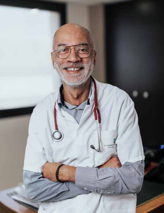 Pr Franck Zinzindohoue