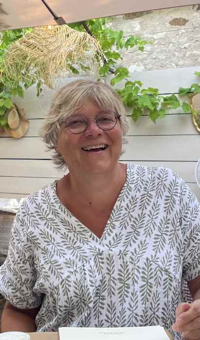 Dr Christine ROBIDA