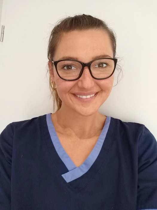Dr Manon Forfert