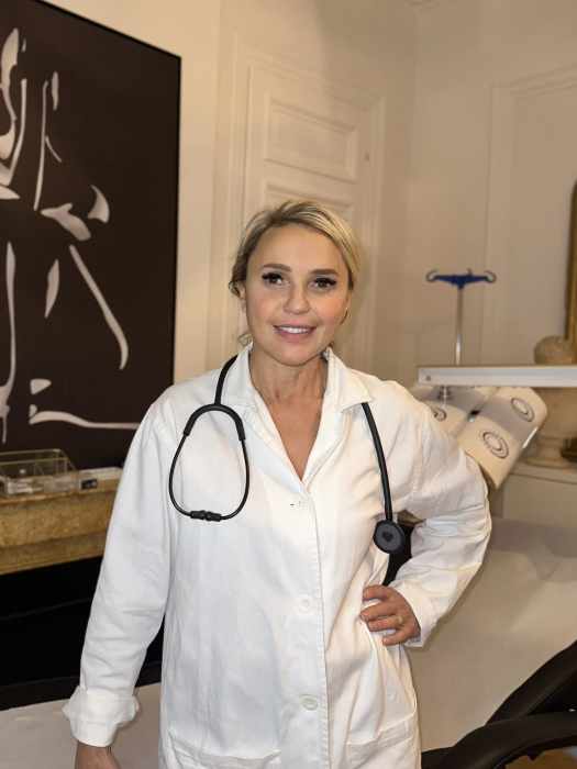 Dr Louisa AHRES