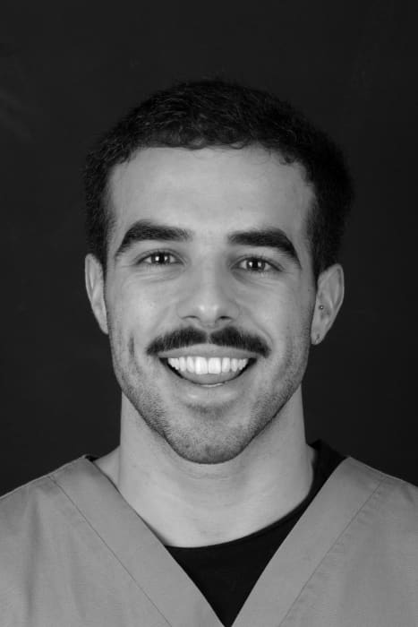 Dr Diogo Mota Martins, Chirurgien dentiste à Grandvilliers