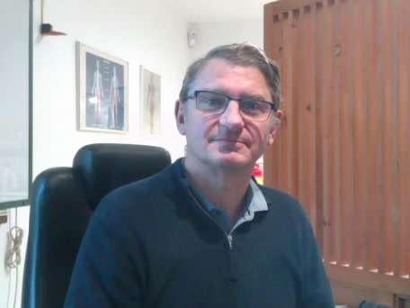 Dr MAXIME TAVERNIER
