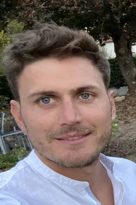 Dr Jonathan LYON BILGER