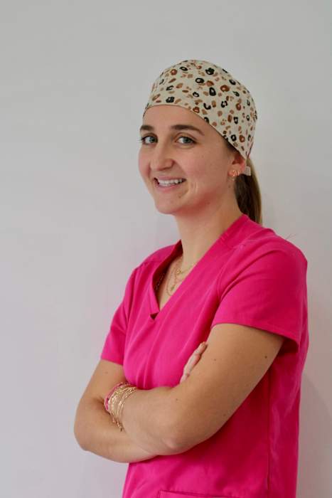 Dr Olga Skaly, Chirurgien dentiste à Bruges