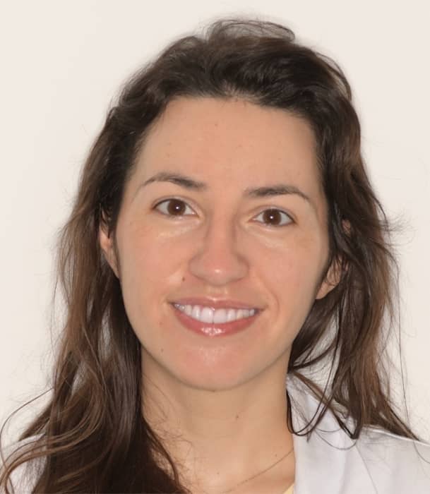 Dr Chloé Capon, Stomatologue à Corbeil-Essonnes