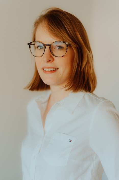 Dr LÉA DISTINGUIN