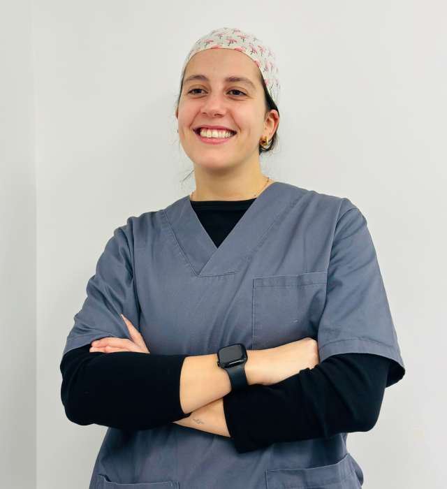 Dr Carolina Oliveira, Chirurgien dentiste à Montévrain