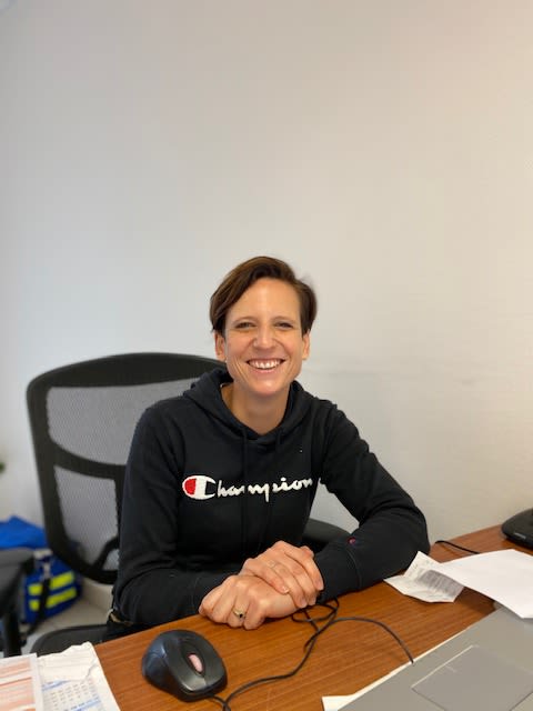 Dr Audrey THOMAS