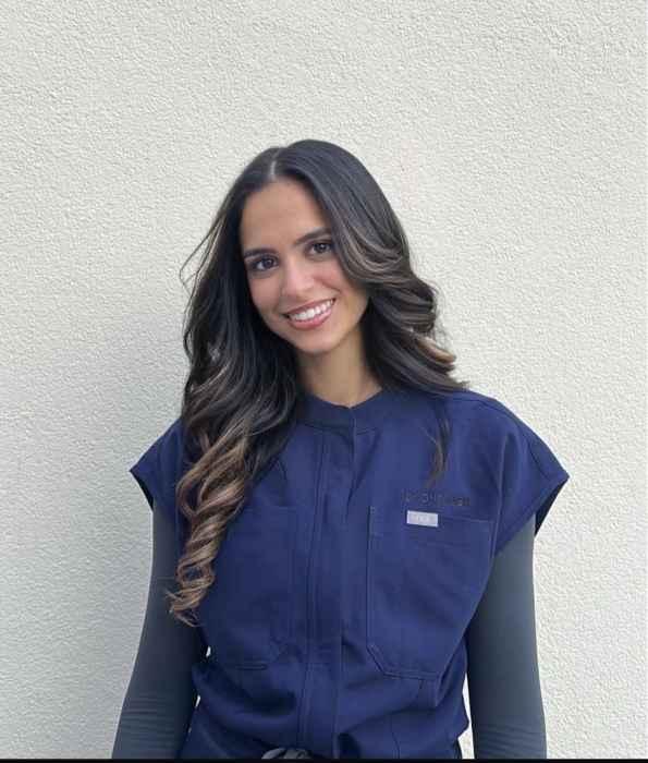 Dr Yasmine Ghannem, Chirurgien dentiste à Ris-Orangis